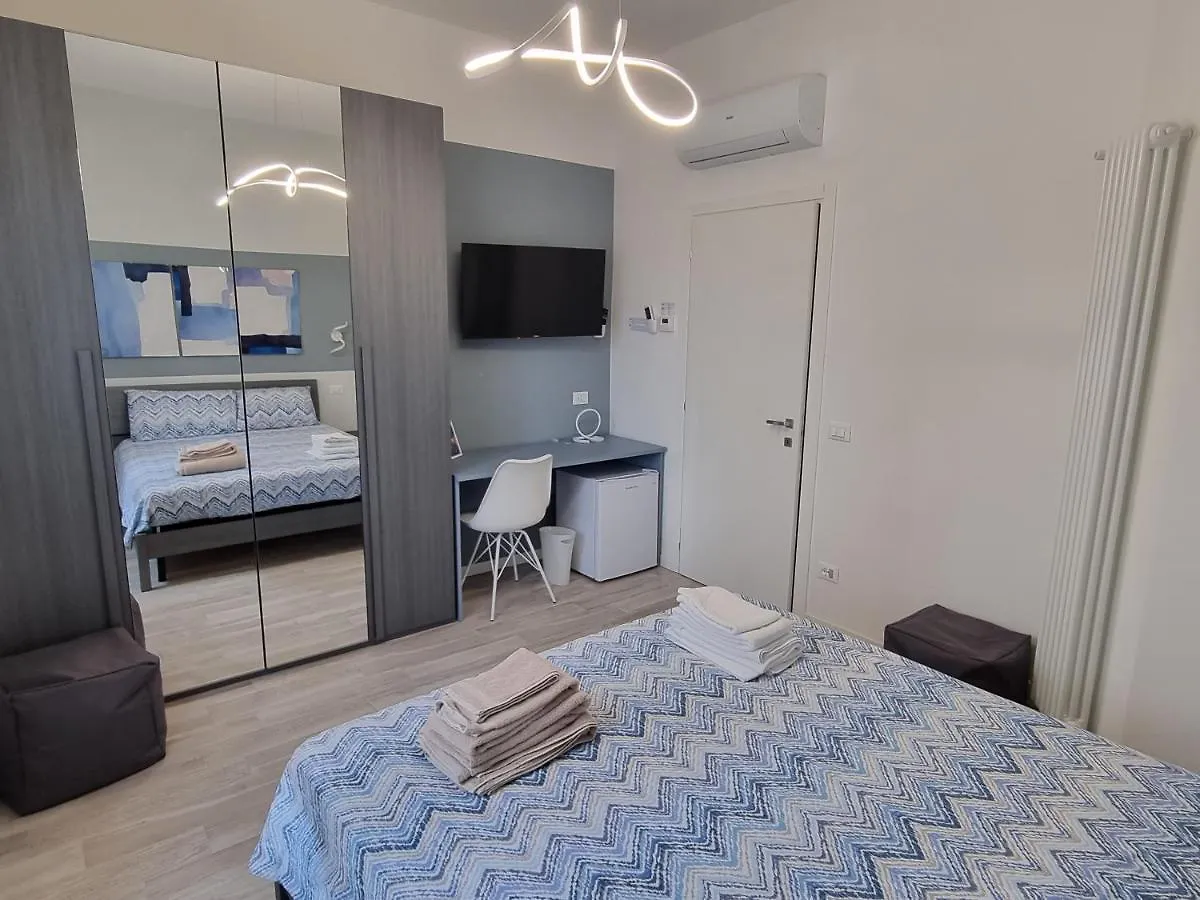 Blue House Apartment - San Massimo ורונה
