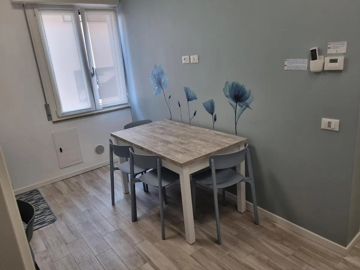 Blue House Apartment - San Massimo ורונה