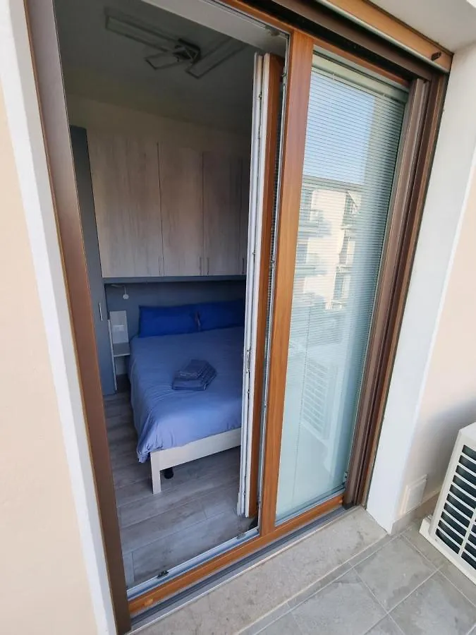 Blue House Apartment - San Massimo ורונה