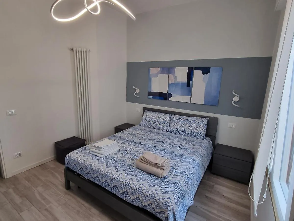 Blue House Apartment - San Massimo Βερόνα