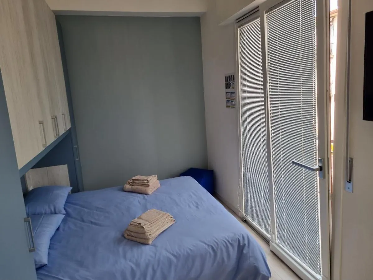 Blue House Apartment - San Massimo ורונה
